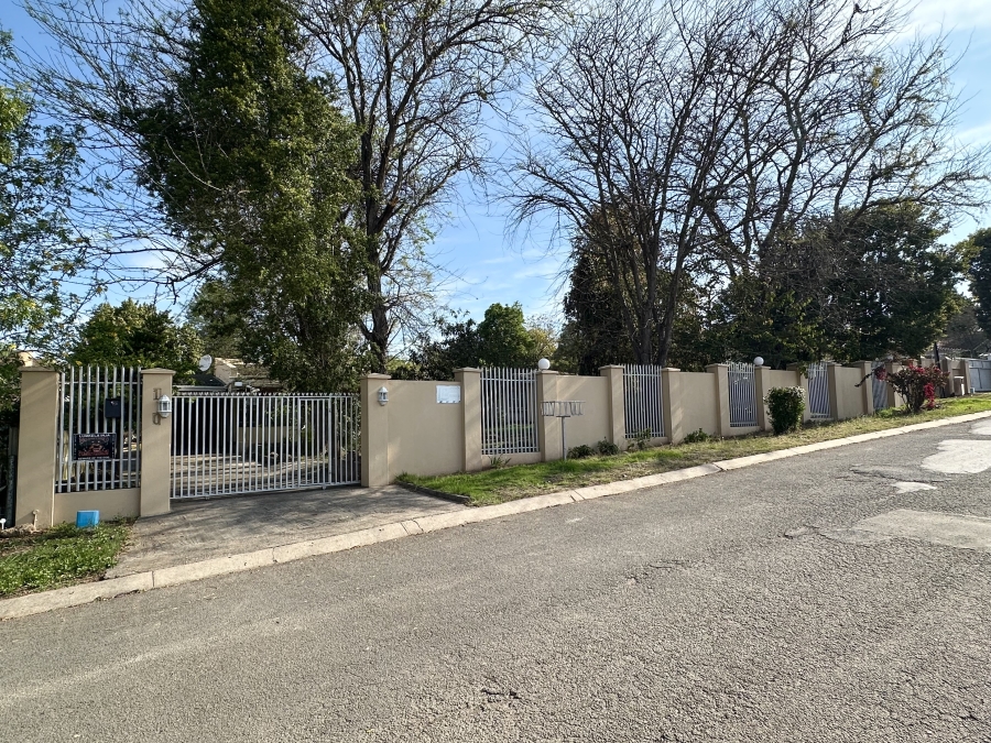 4 Bedroom Property for Sale in Fort Gale Eastern Cape